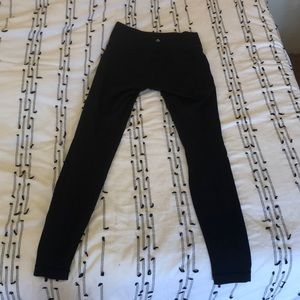 Lululemon full length black Wunder Under leggings